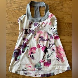 Lululemon Tank top size 6 VGUC